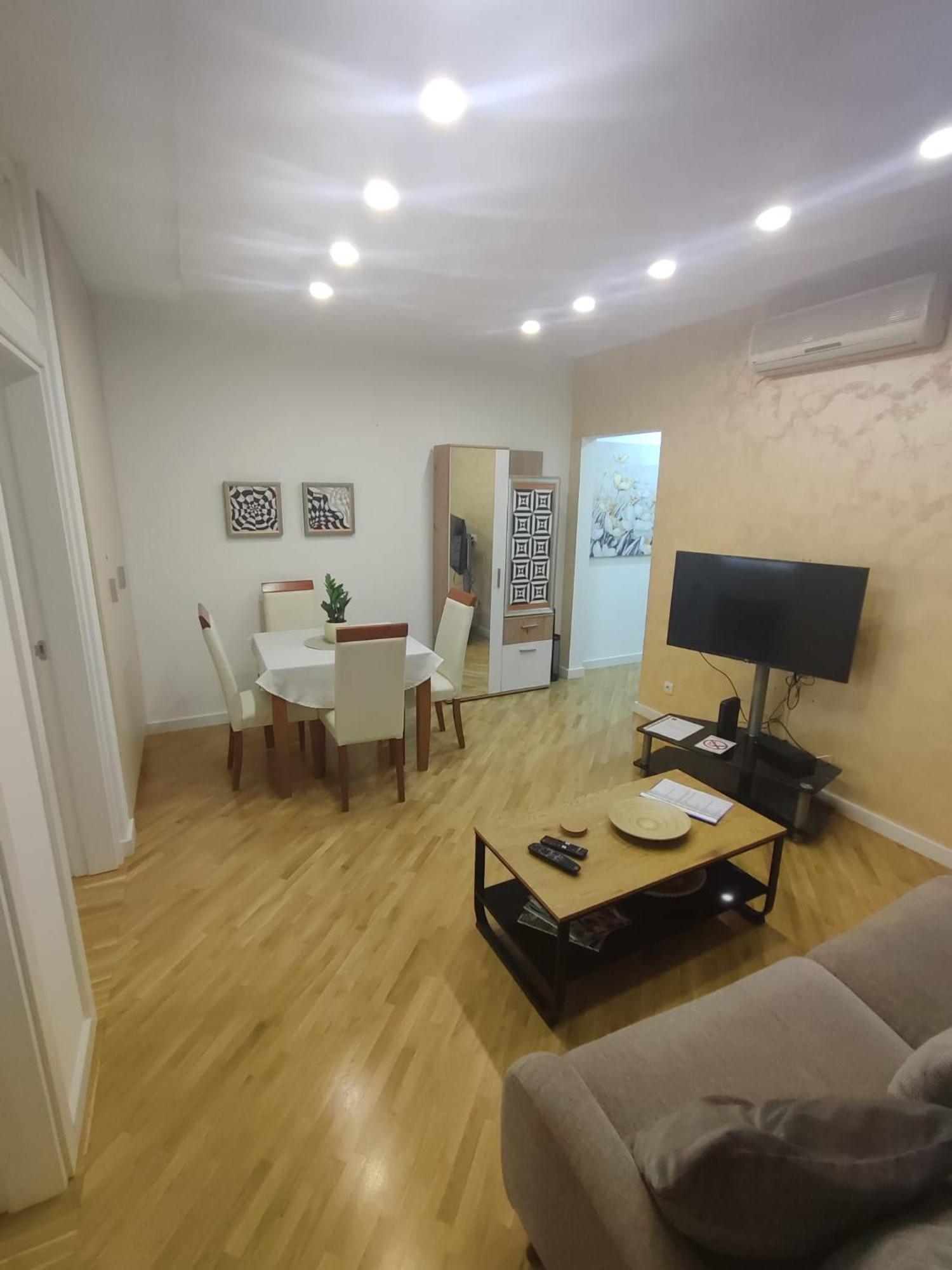 City Lights Lux Apartment Beograd Ngoại thất bức ảnh
