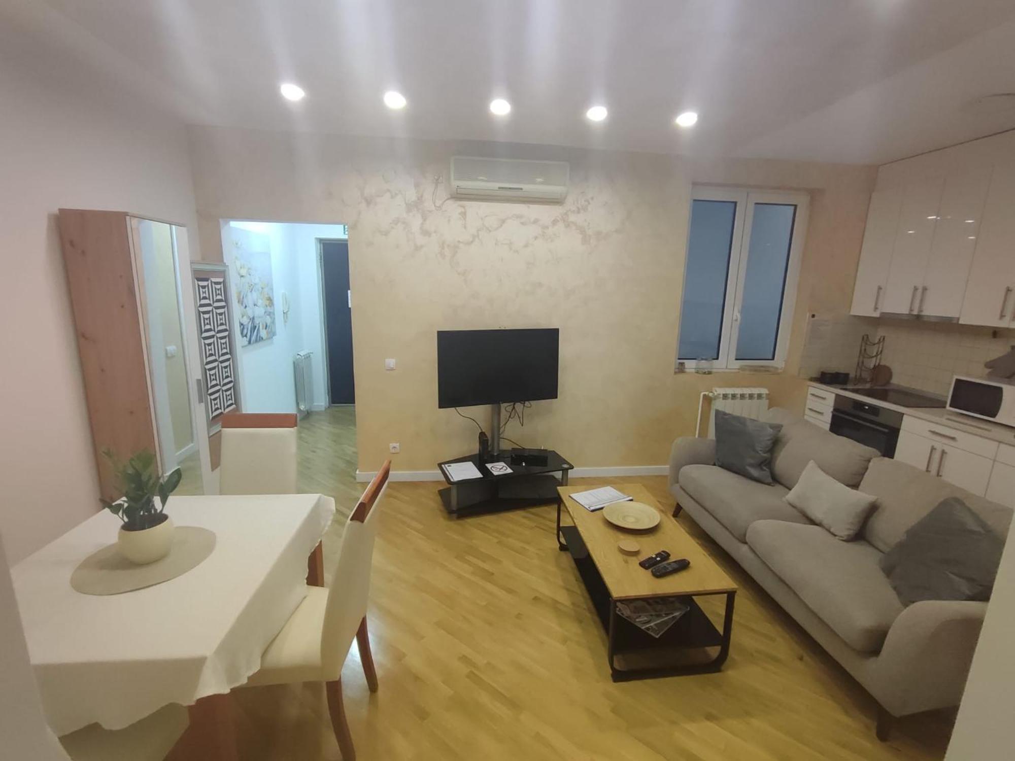City Lights Lux Apartment Beograd Ngoại thất bức ảnh